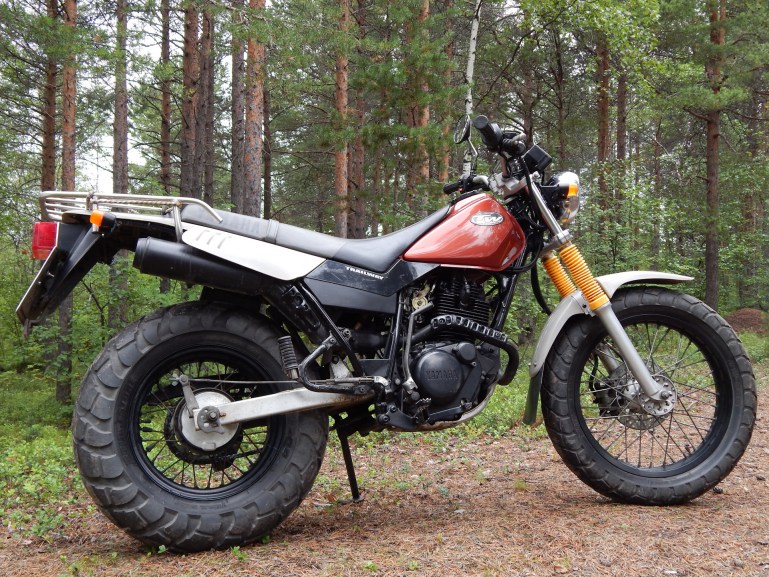 мотоцикл Yamaha TW 200