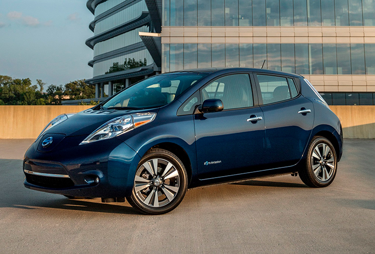 Nissan Leaf фото